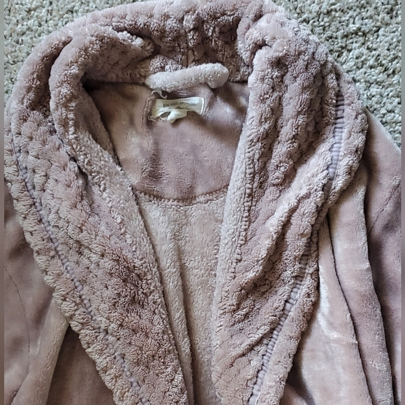 Plush Long Collar Robe - Picture 3 of 7